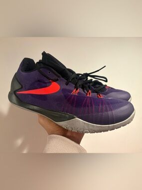 Nike Hyperchase Men’s 11.5